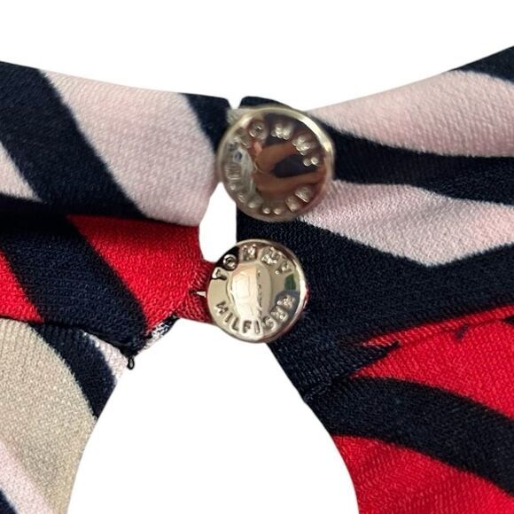 Tommy Hilfiger Women's Printed Knot Neck Shell Blue Size Large‎ - Picture 12 of 12